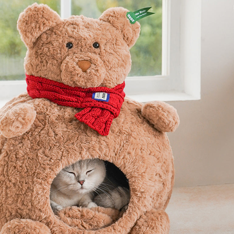 Soft Winter Bear Cat House